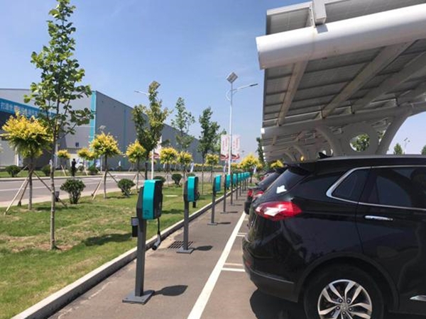 車樁比要從2.5:1提到1:1，國常會力挺的這個市場或?qū)⑻舸罅? />
						</div>
					</div>
					<div   id=